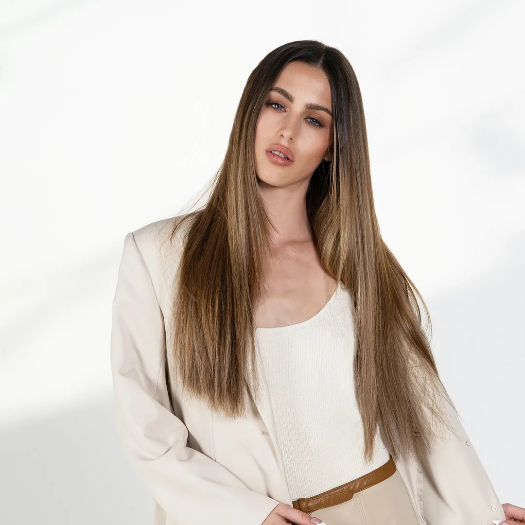 8 Piece Seamless Clip In Box Set 22" 150g